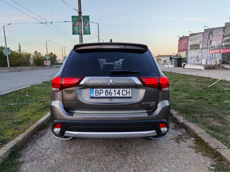 Mitsubishi Outlander 3.0i GT 227ps, снимка 7 - Автомобили и джипове - 52849226