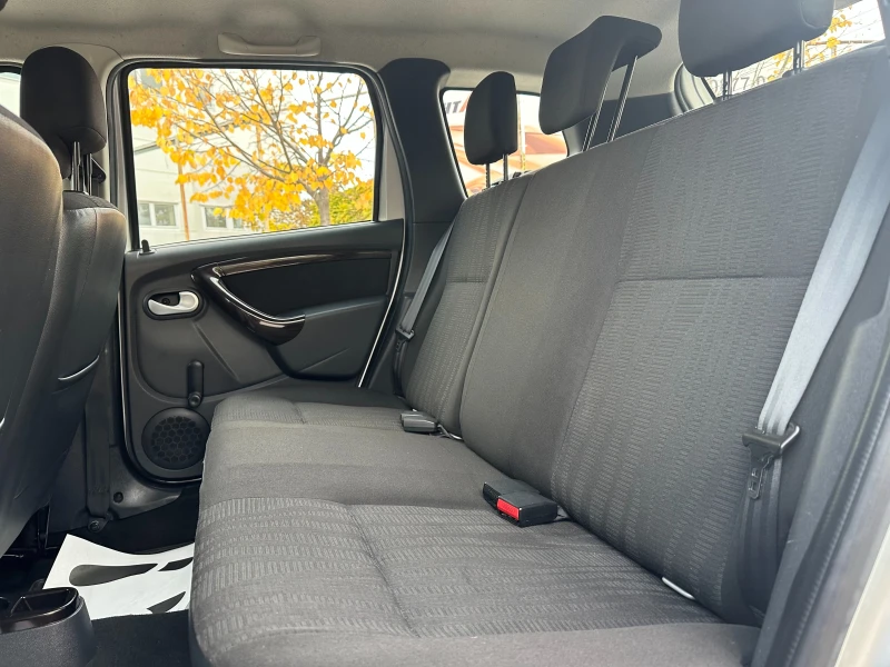 Dacia Duster 1.6i 105 к.с./ГАРАНЦИЯ ОТ КЕНТАВЪР! 6 МЕСЕЦА И, снимка 9 - Автомобили и джипове - 52175565