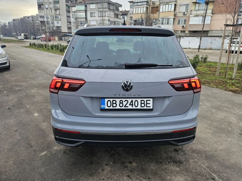 VW Tiguan 2.0TDI* 122* FACE* РЪЧКА* Nardo Gray, снимка 5 - Автомобили и джипове - 53268296