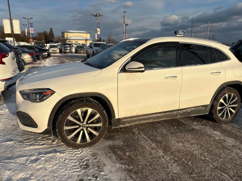 Mercedes-Benz GLA * 250 * CARFAX * ЦЕНА ДО БГ, снимка 2 - Автомобили и джипове - 53279934