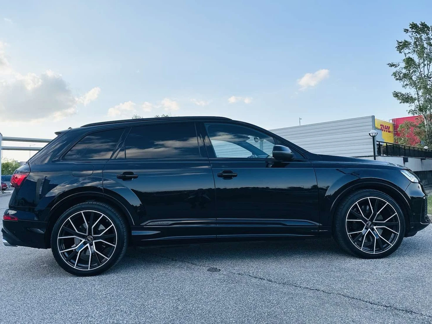 Audi SQ7 22" B&O* Vent* 360* Pano* Matrix - изображение 5