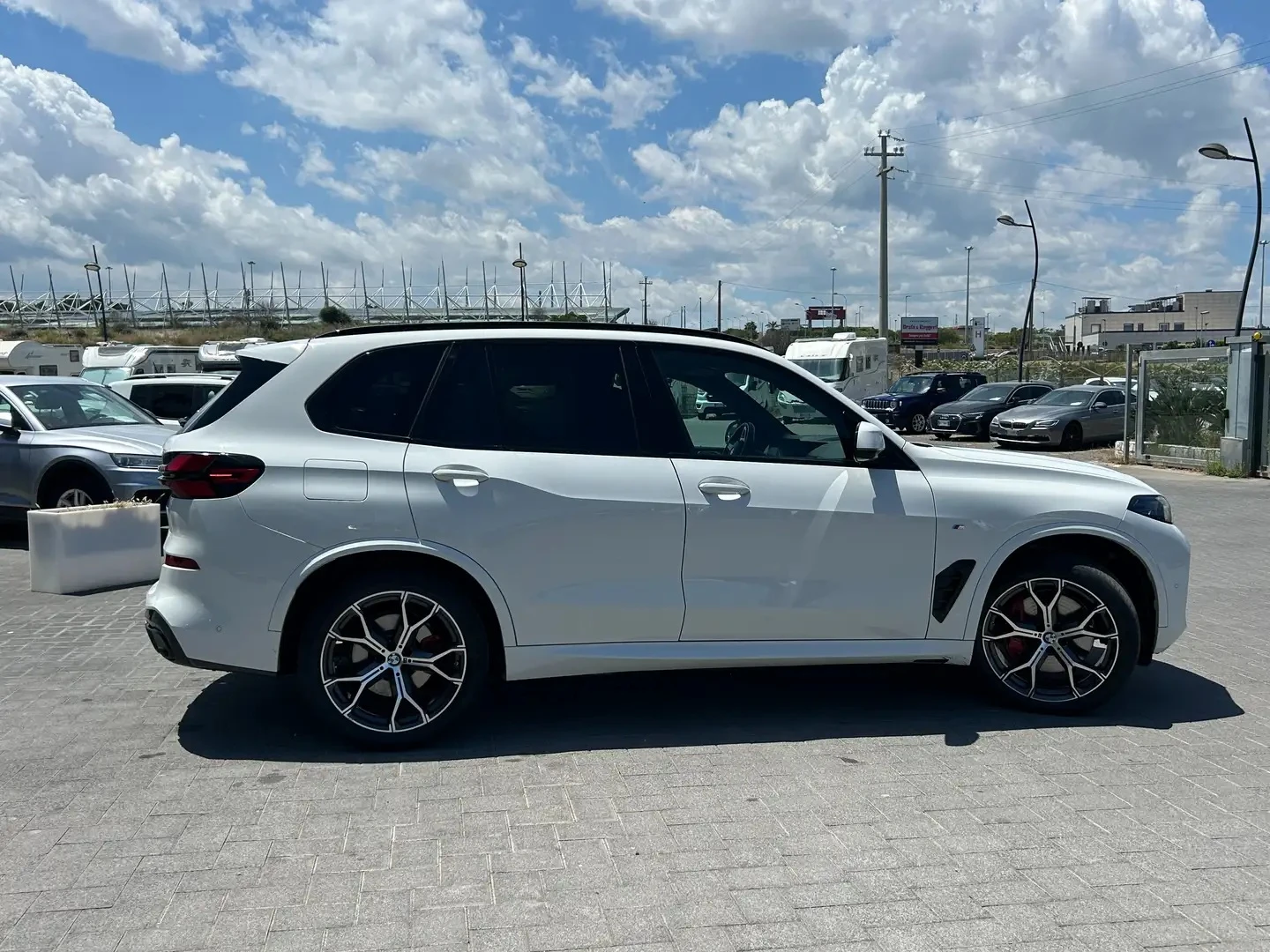 BMW X5 3.0d xDrive M Sport Package Pro - изображение 4