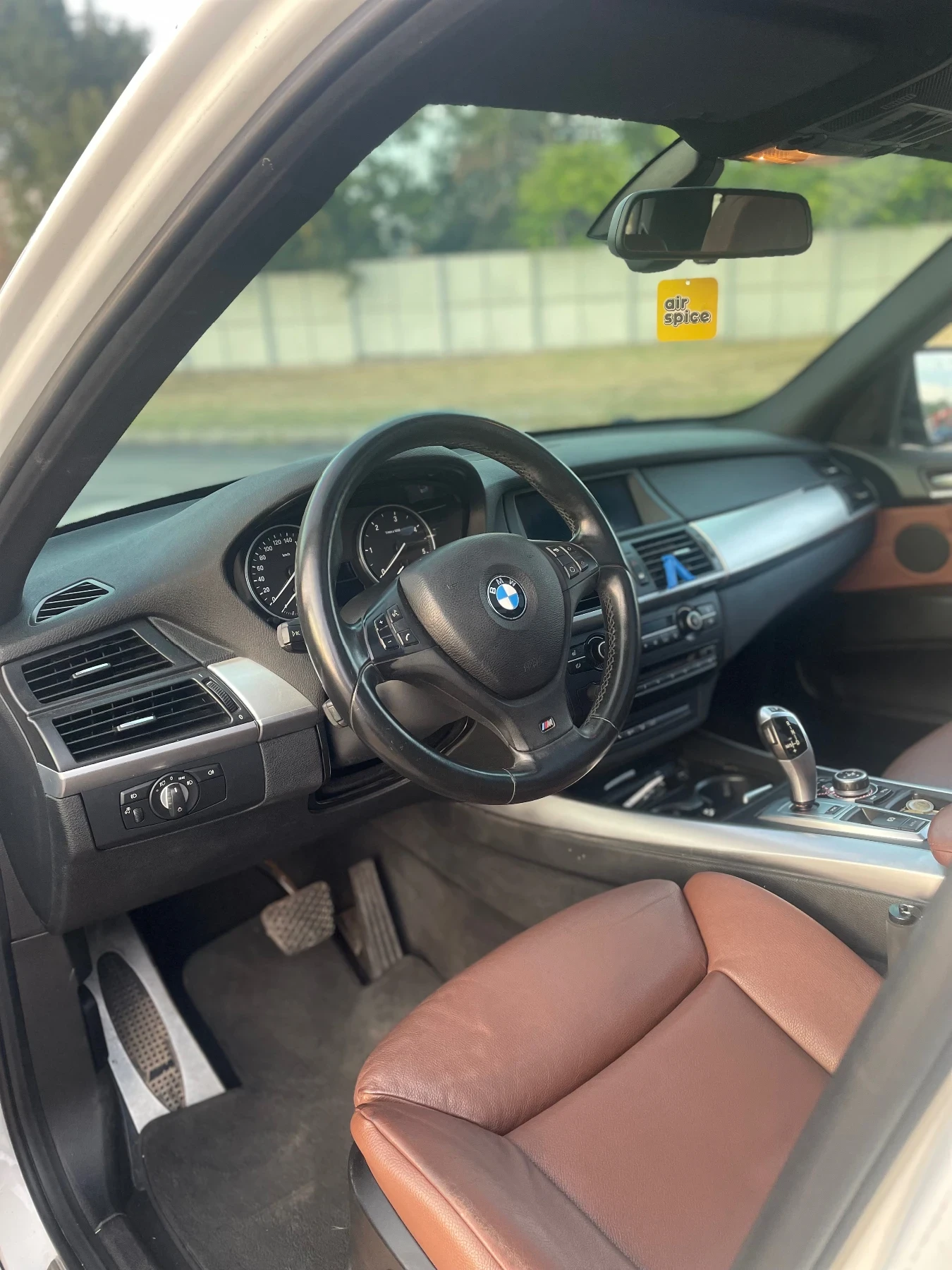 BMW X5  - изображение 7