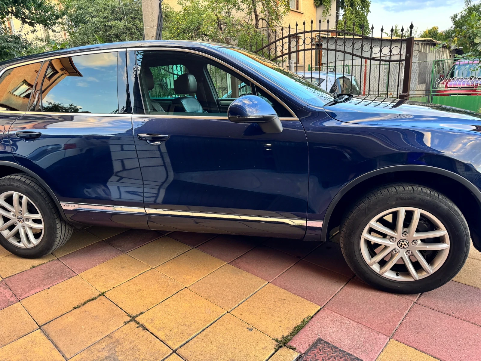 VW Touareg Hybrid - изображение 2