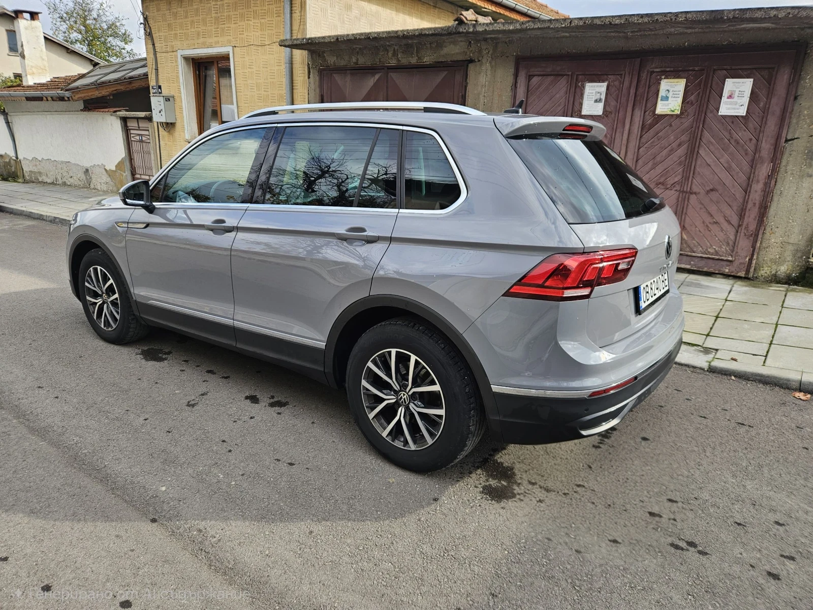 VW Tiguan 2.0TDI* 122* FACE* РЪЧКА* Nardo Grey - изображение 6