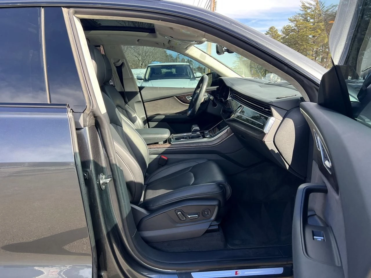 Audi Q8  - изображение 5