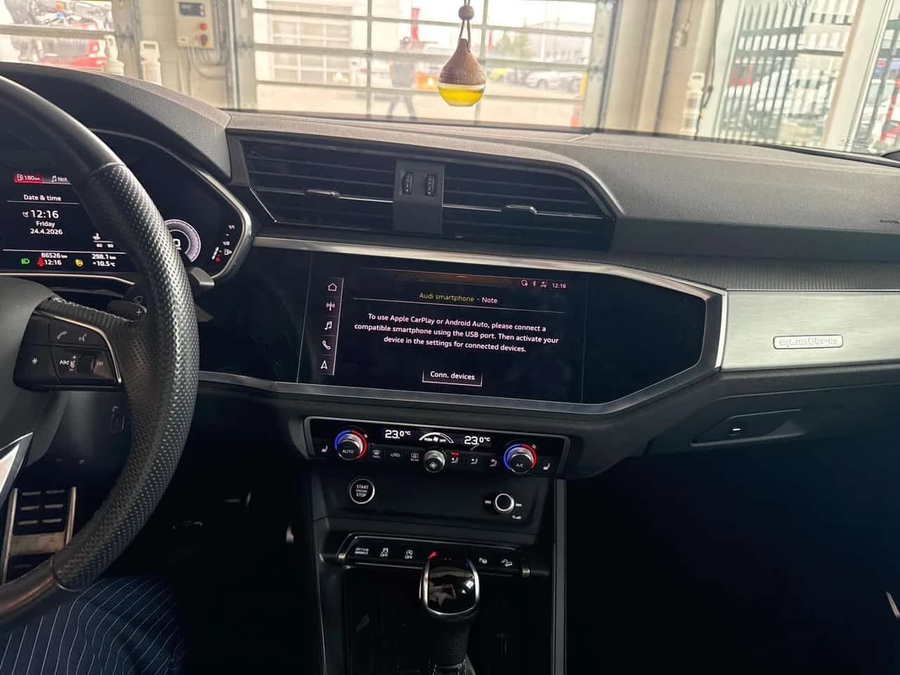 Audi Q3 S LINE Technik/ПАНОРАМА/ДИСТРОНИК/360 КАМЕРИ, снимка 9 - Автомобили и джипове - 54320070