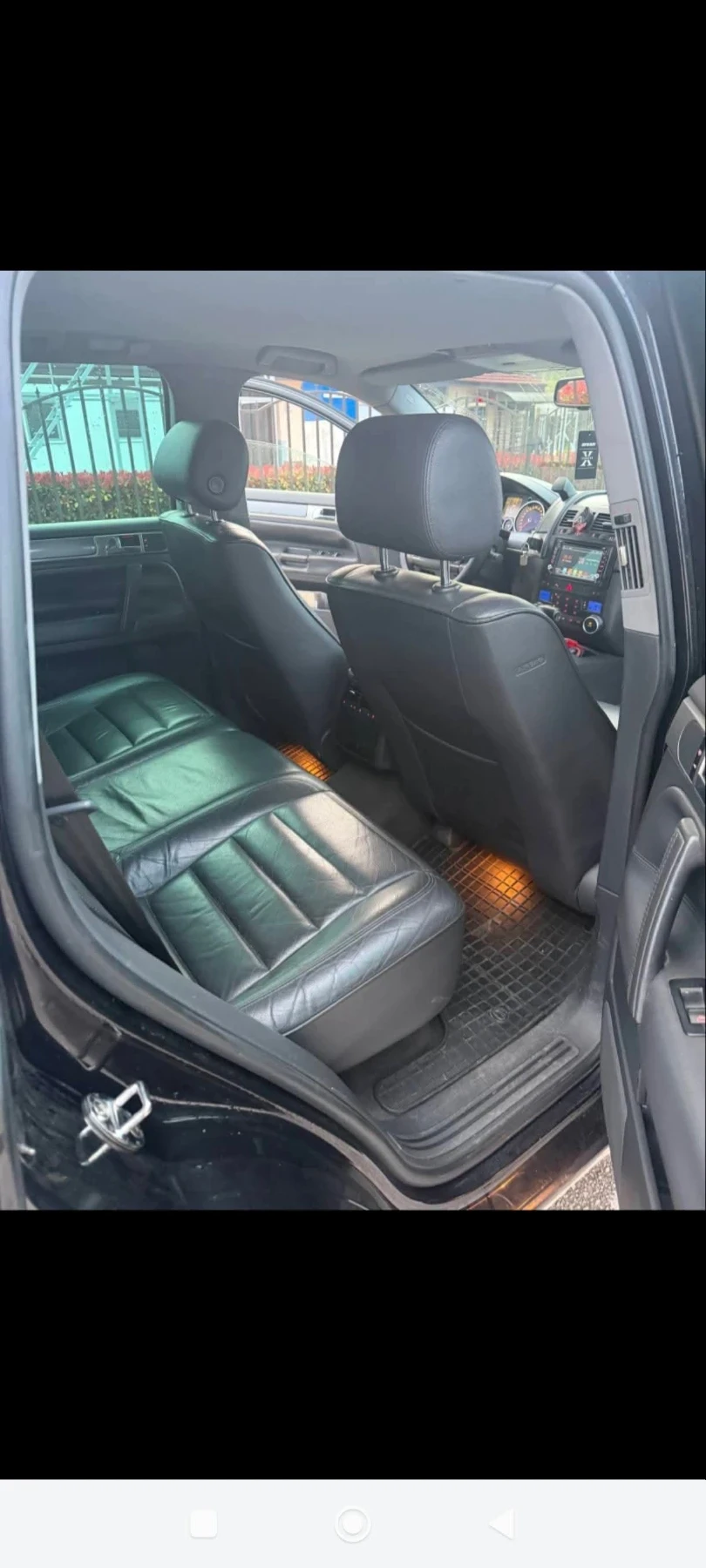 VW Touareg, снимка 6 - Автомобили и джипове - 54483746