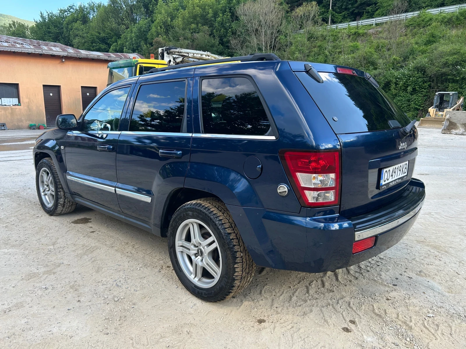 Jeep Grand cherokee 5.7 Hemi Газ, снимка 4 - Автомобили и джипове - 54988571