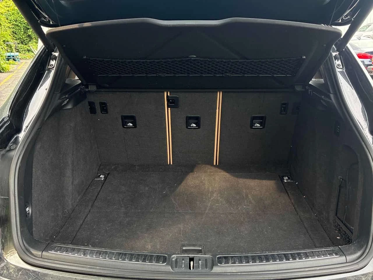 Porsche Macan * S * BOSE * ОБУДХВАНЕ* ПАНОРАМА* КАМЕРА* , снимка 12 - Автомобили и джипове - 55459598