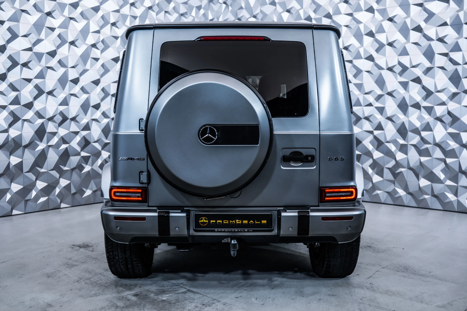 Mercedes-Benz G 63 AMG Edition 1* Carbon* Pano* Burmester, снимка 5 - Автомобили и джипове - 55529142
