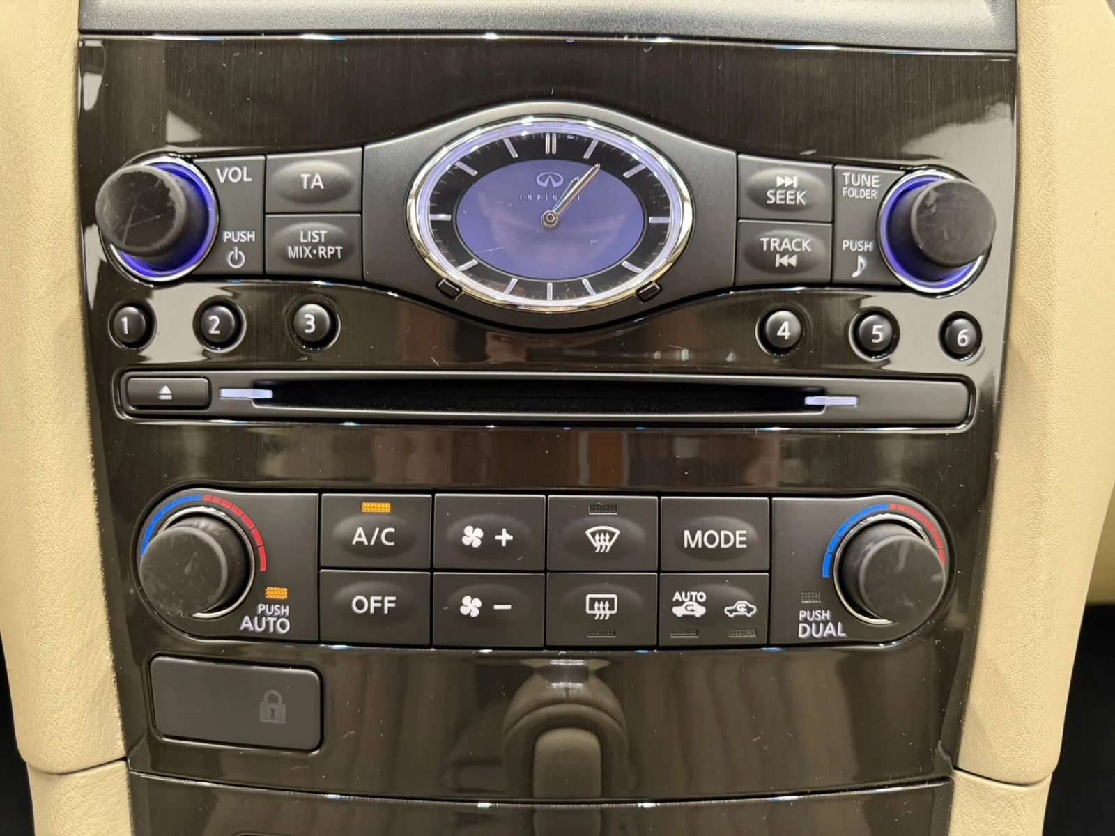 Infiniti Ex30 GT Premium, снимка 14 - Автомобили и джипове - 56225213