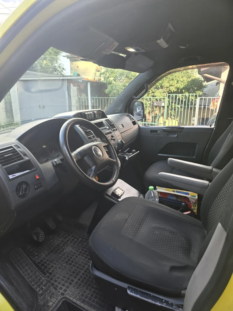 VW T5, снимка 7 - Бусове и автобуси - 52398162