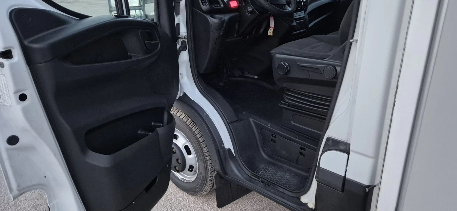 Iveco 35c17 Нов внос Швейцария, Щора  - изображение 9