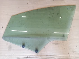 Стъкло предно ляво Пежо 5008 (с)