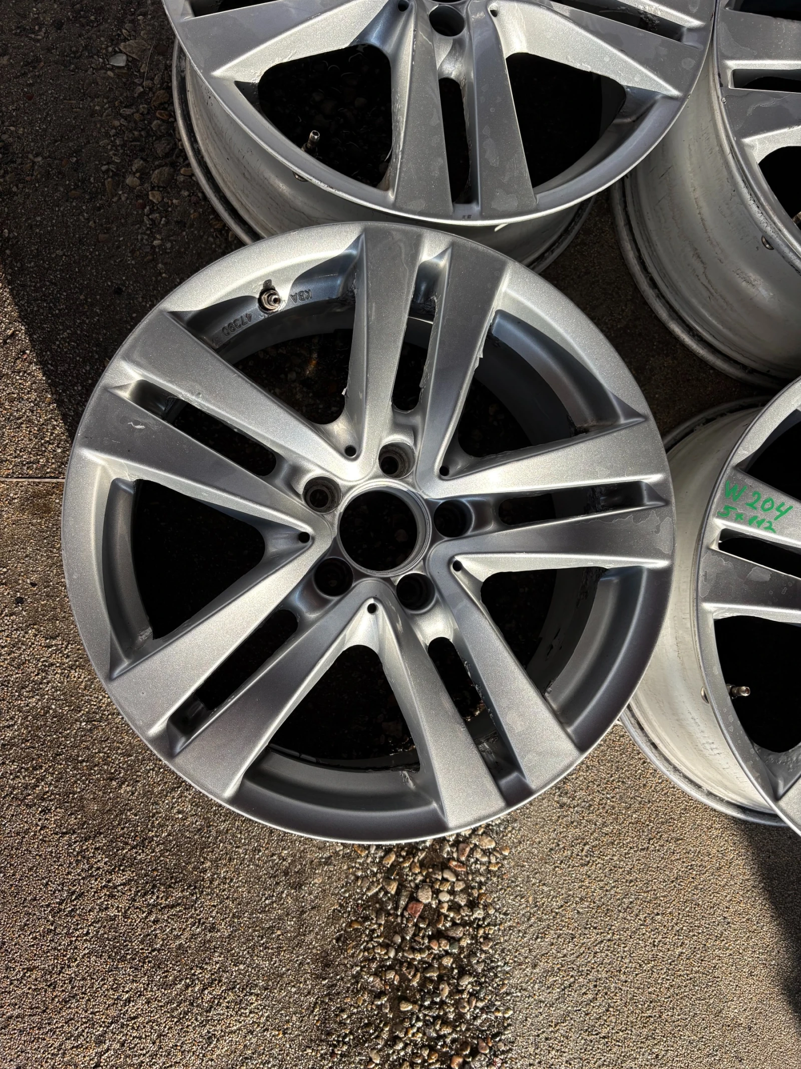 Джанти за Mercedes-Benz, снимка 2 - Гуми и джанти - 56205510