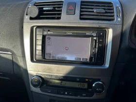 Toyota Avensis 1.8 Valvematic 147к.с АВТОМАТ НА ЧАСТИ, снимка 9