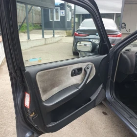 Nissan Primera 1.6 16V Газ/Бензин, снимка 8