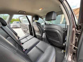 Hyundai I30 1.6CRDI/КЛИМАТИК/КСЕНОН/КОЖА, снимка 12