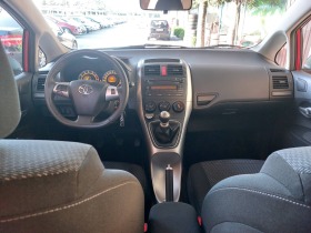 Toyota Auris 1.3, 6 ск, снимка 6