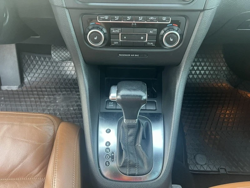 VW Golf Golf 6 1.4 TSI, снимка 9 - Автомобили и джипове - 48369776