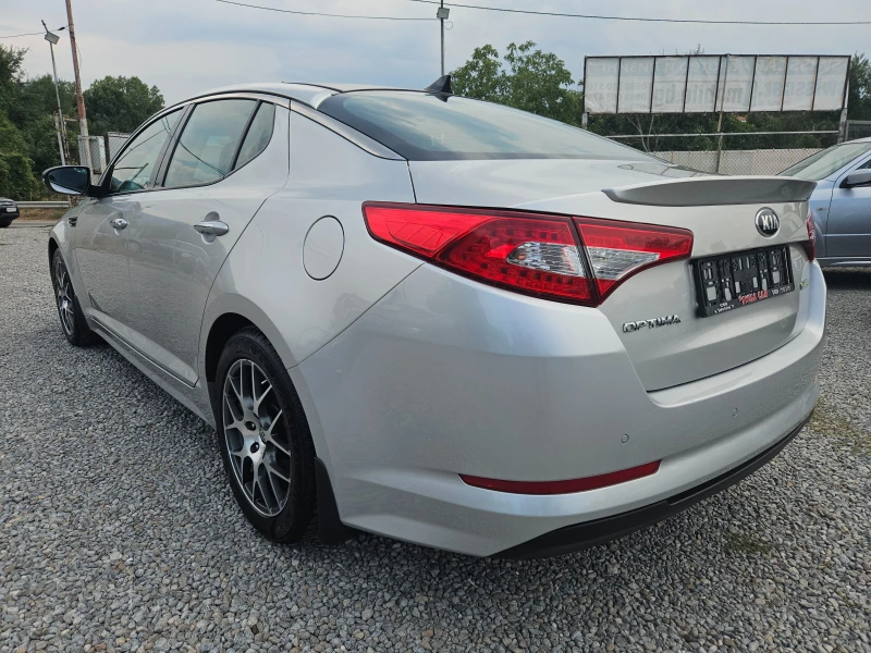 Kia Optima 2.0/150к.с hibrid, снимка 12 - Автомобили и джипове - 46930153