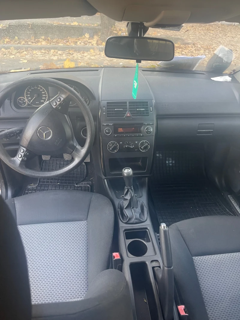 Mercedes-Benz A 180, снимка 5 - Автомобили и джипове - 47965093