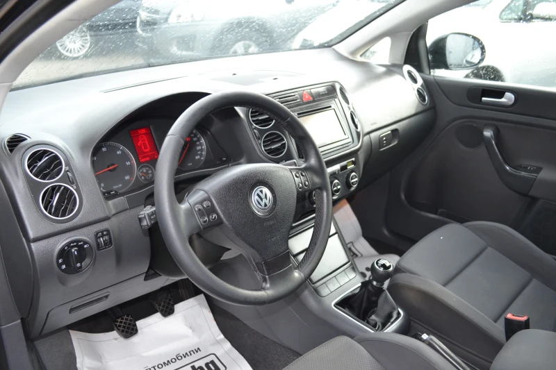 VW Golf Plus 2.0TDI, снимка 9 - Автомобили и джипове - 48064580