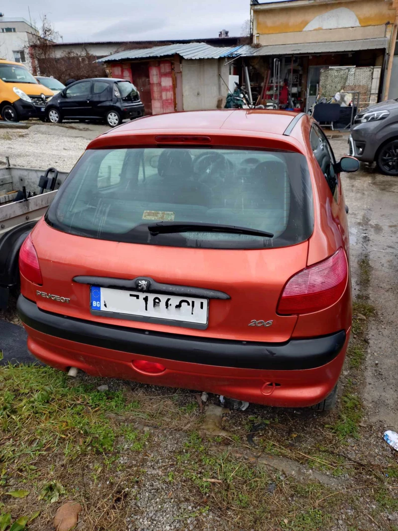 Peugeot 206 1.1 i, снимка 4 - Автомобили и джипове - 49099479