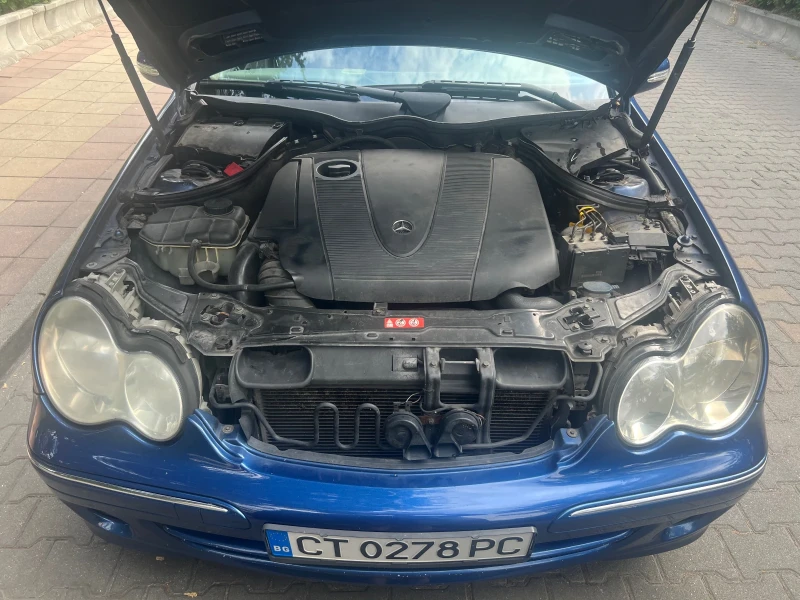 Mercedes-Benz C 220 Комби, снимка 13 - Автомобили и джипове - 51921148