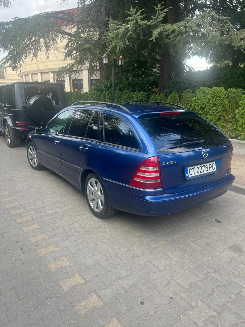 Mercedes-Benz C 220 Комби, снимка 4 - Автомобили и джипове - 51921148