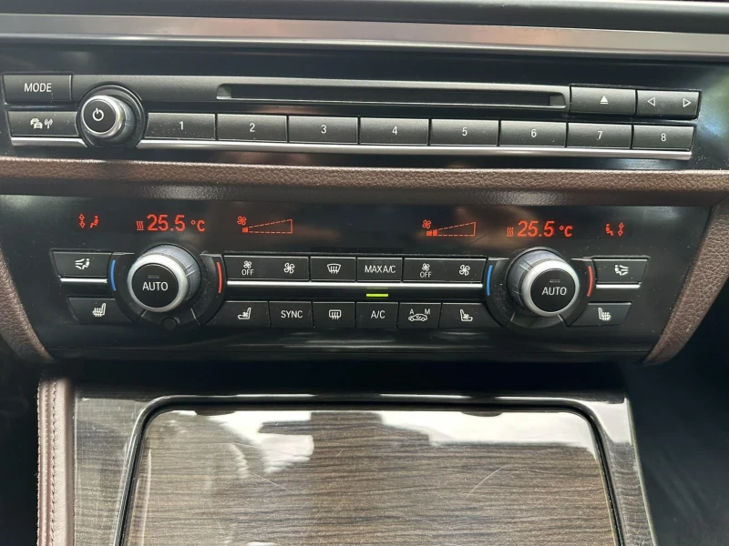 BMW 550 d / M-OPTIC / FACE / FULL, снимка 14 - Автомобили и джипове - 52019686