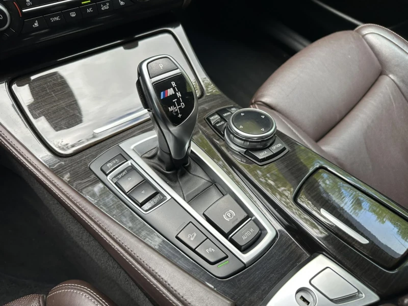 BMW 550 d / M-OPTIC / FACE / FULL, снимка 12 - Автомобили и джипове - 52019686