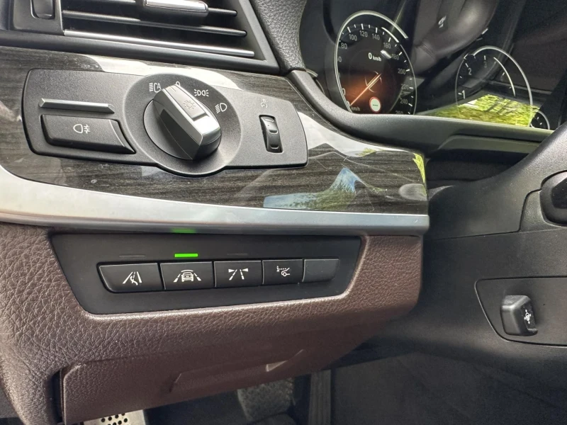 BMW 550 d / M-OPTIC / FACE / FULL, снимка 13 - Автомобили и джипове - 52019686