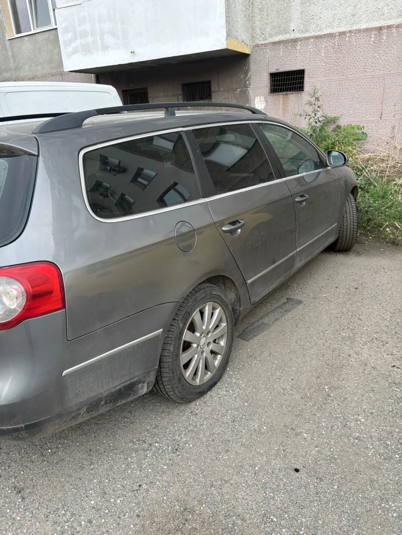 VW Passat, снимка 6 - Автомобили и джипове - 52407796