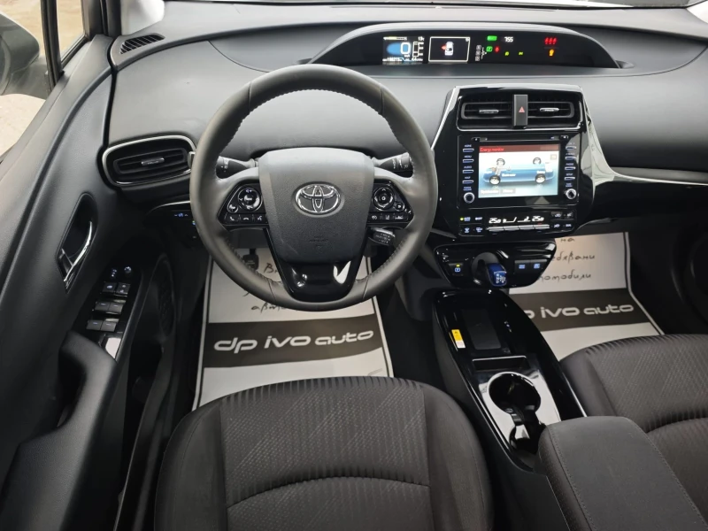 Toyota Prius 4* ФЕЙСЛИФТ* МНОГО ЕКСТРИ* ЕВРОПЕЙСКИ, снимка 15 - Автомобили и джипове - 52344890