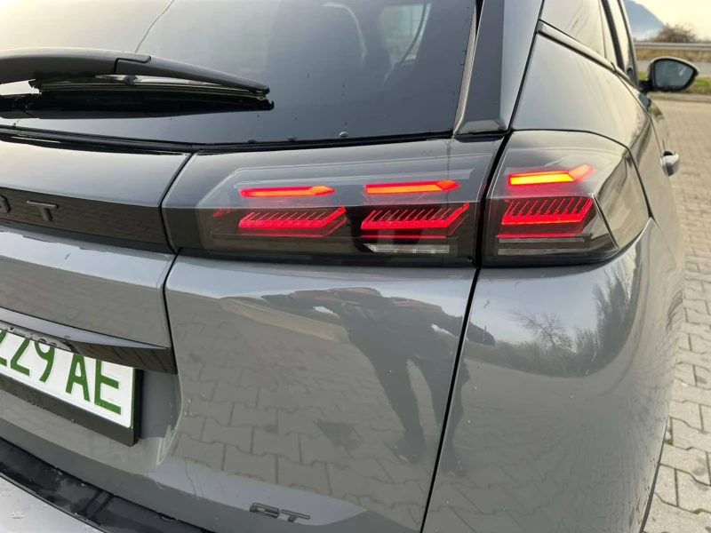 Peugeot 2008 e-2008 GT 54kWh, снимка 8 - Автомобили и джипове - 52443820
