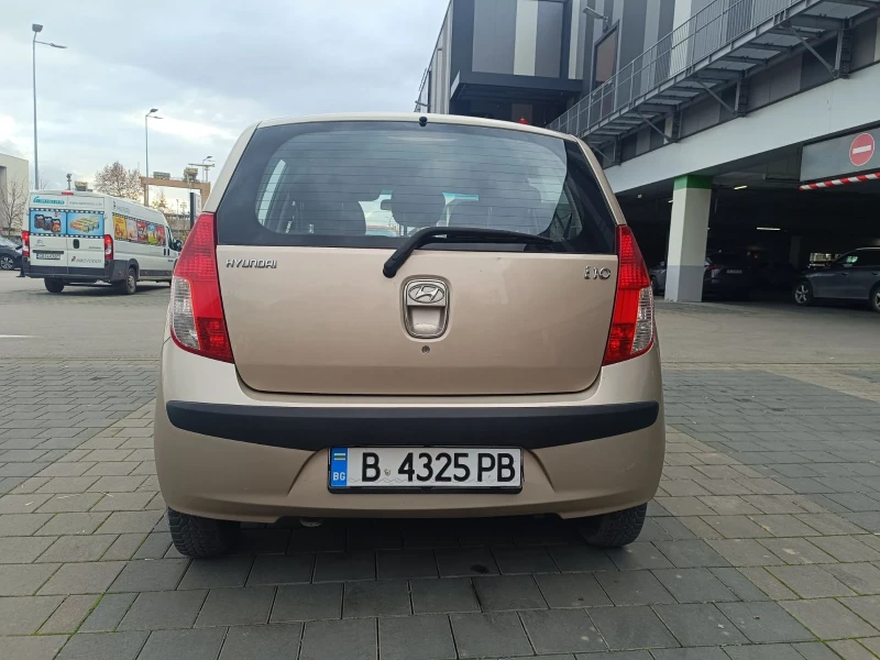 Hyundai I10, снимка 5 - Автомобили и джипове - 52909095