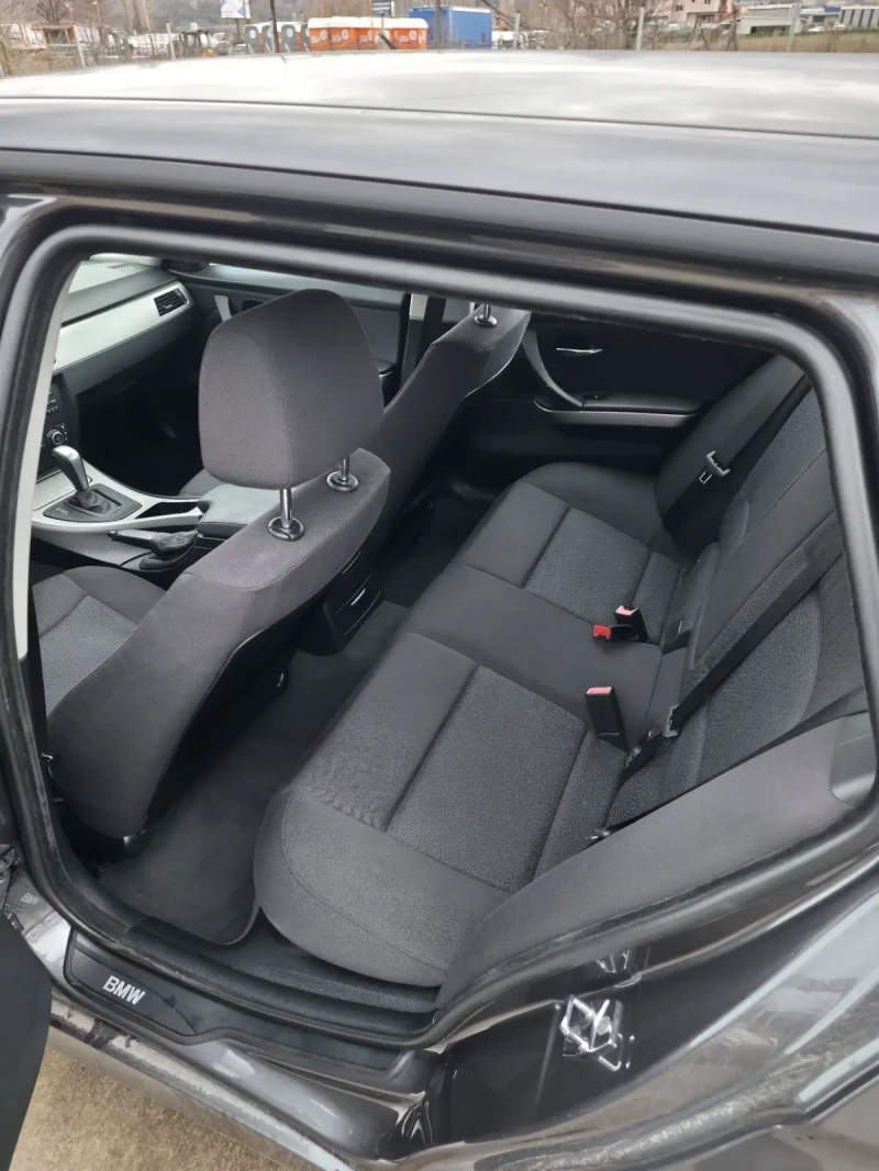 BMW 320, снимка 8 - Автомобили и джипове - 53020485