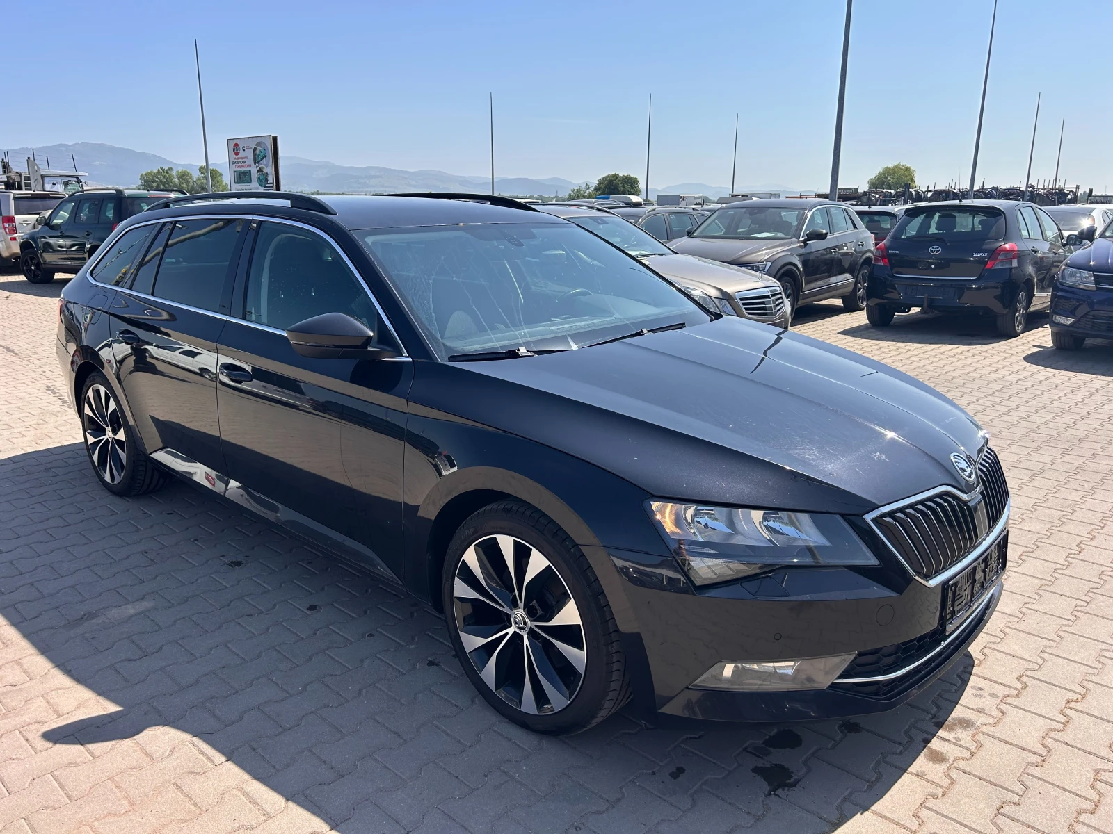 Skoda Superb 1.6TDI AVTOMAT/NAVI EURO 6 - изображение 4