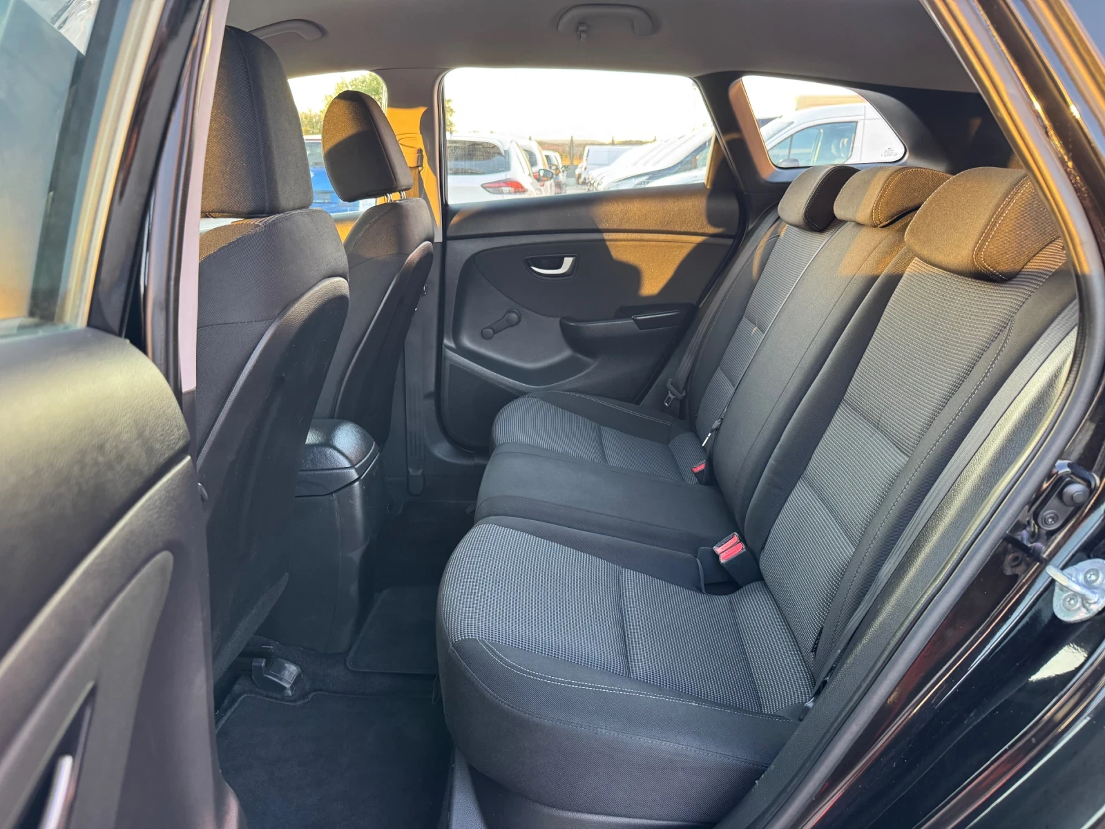 Hyundai I30 1.6CRDI BLUE EU-5 | Mobile.bg — изображение 14