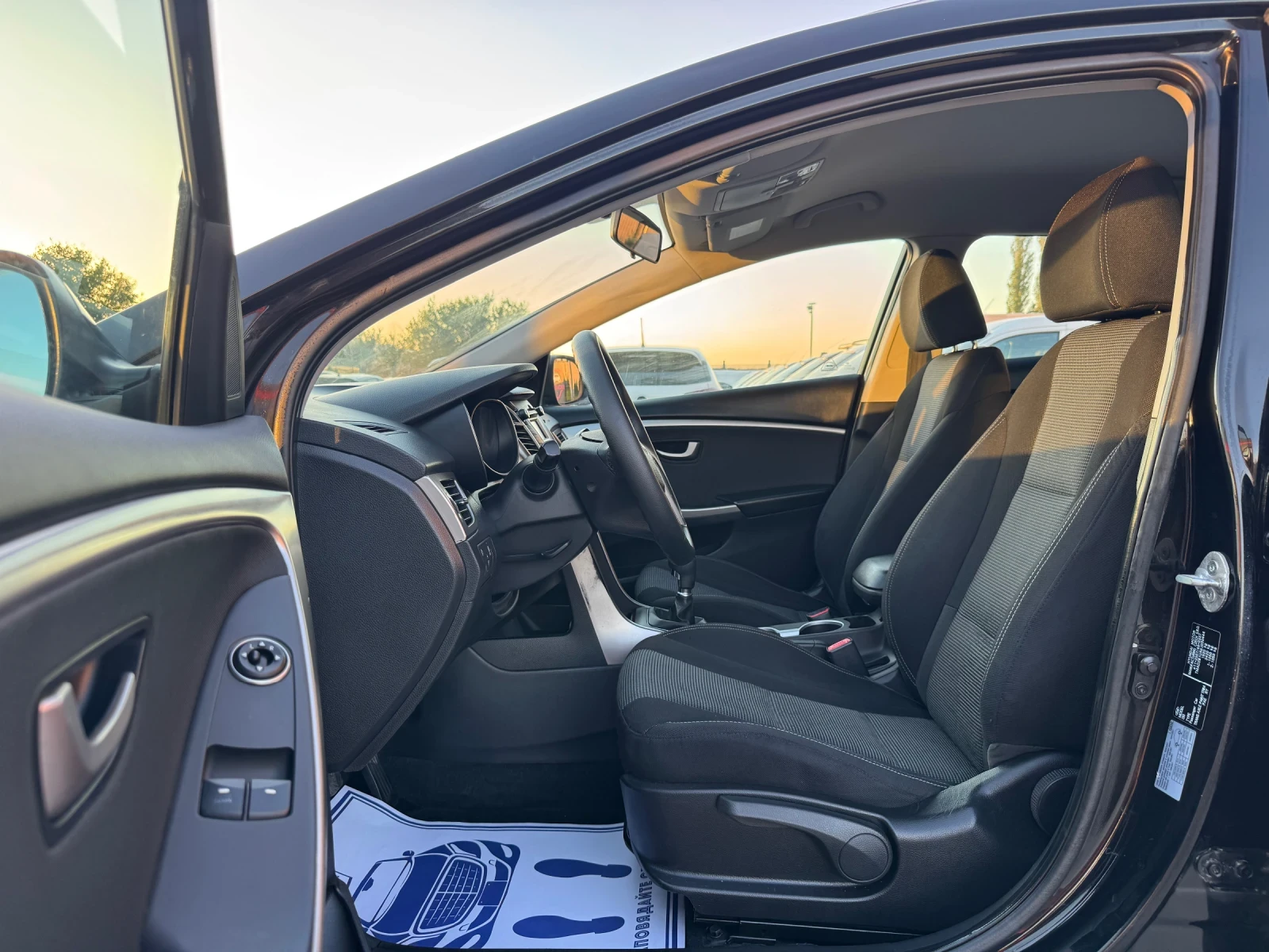 Hyundai I30 1.6CRDI BLUE EU-5 - изображение 9