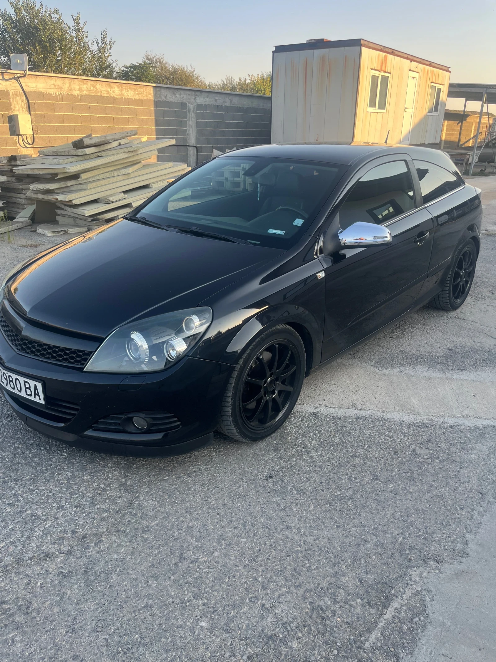 Opel Astra GTC 1.9 150 к.с. - изображение 3