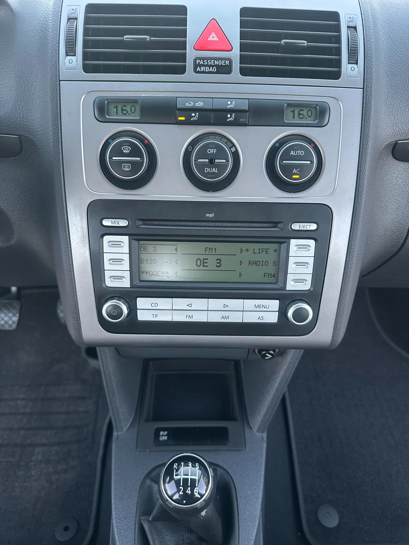 VW Touran 1.9TDI 105kc  | Mobile.bg   12