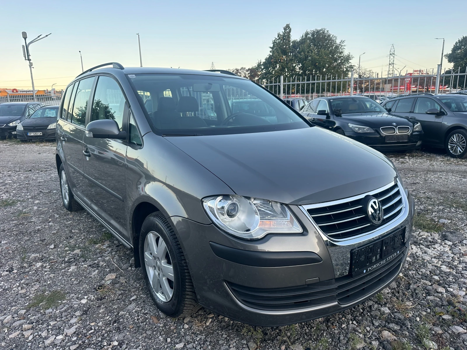 VW Touran 1.9TDI 105kc  | Mobile.bg   1