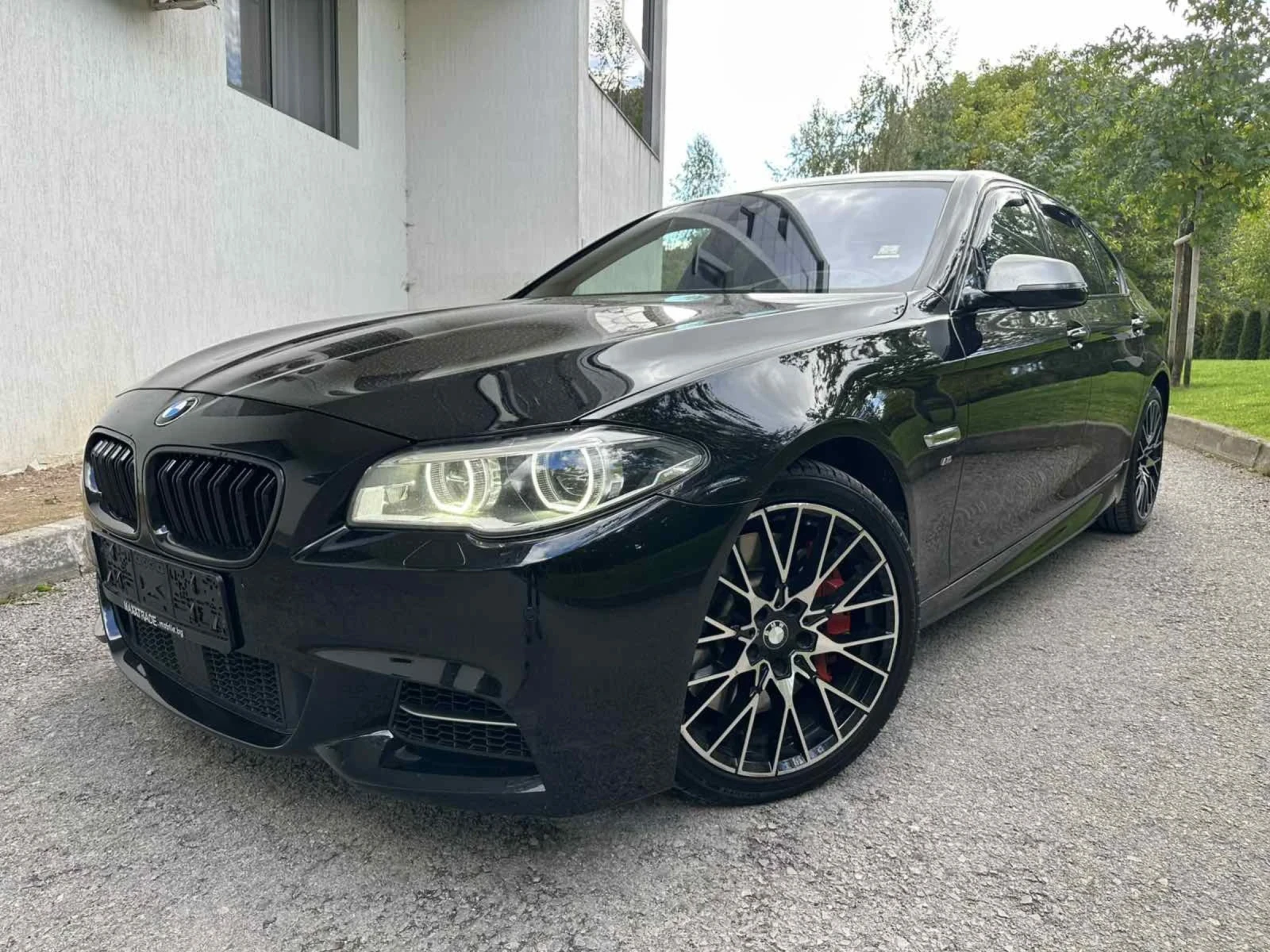 BMW 550 d / M-OPTIC / FACE / FULL - изображение 3