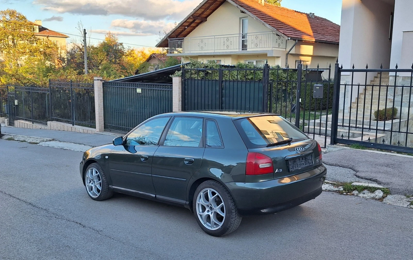 Audi A3 1.8T 150кс Quattro 4 врати Турбо Бензин 4x4  - изображение 4