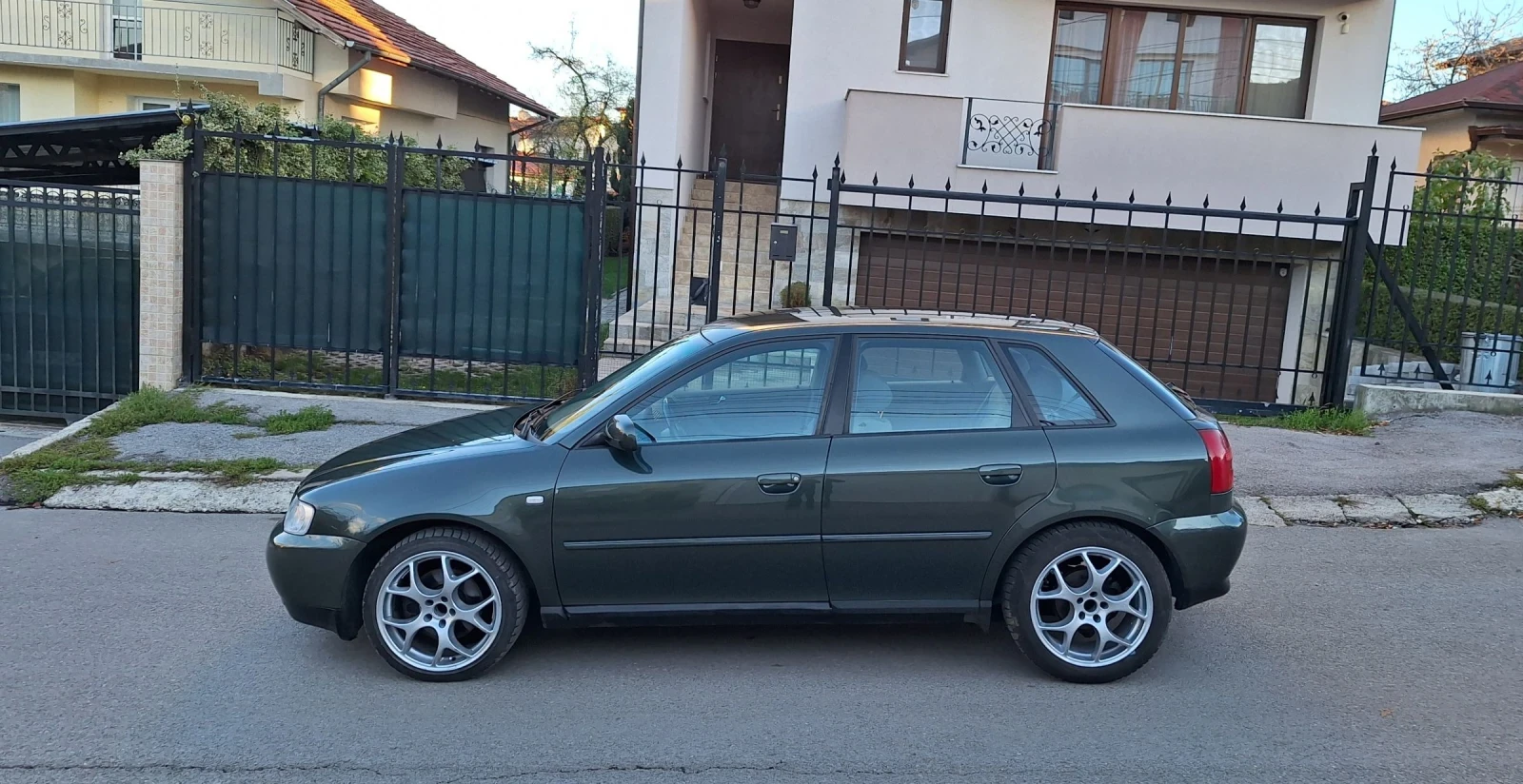 Audi A3 1.8T 150кс Quattro 4 врати Турбо Бензин 4x4  - изображение 2