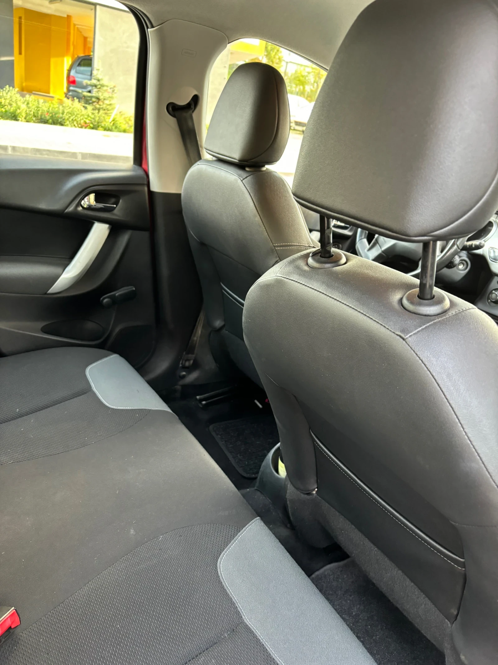 Citroen C3 1.0 - изображение 9