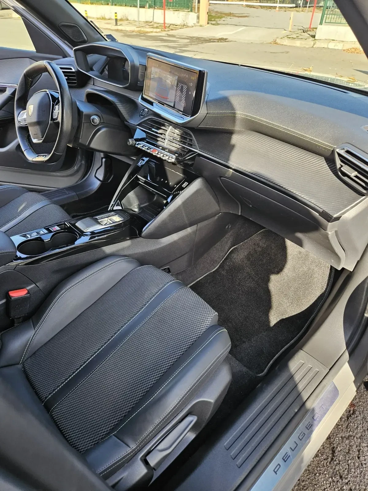 Peugeot 2008 e-2008 GT 54kWh | Mobile.bg   12